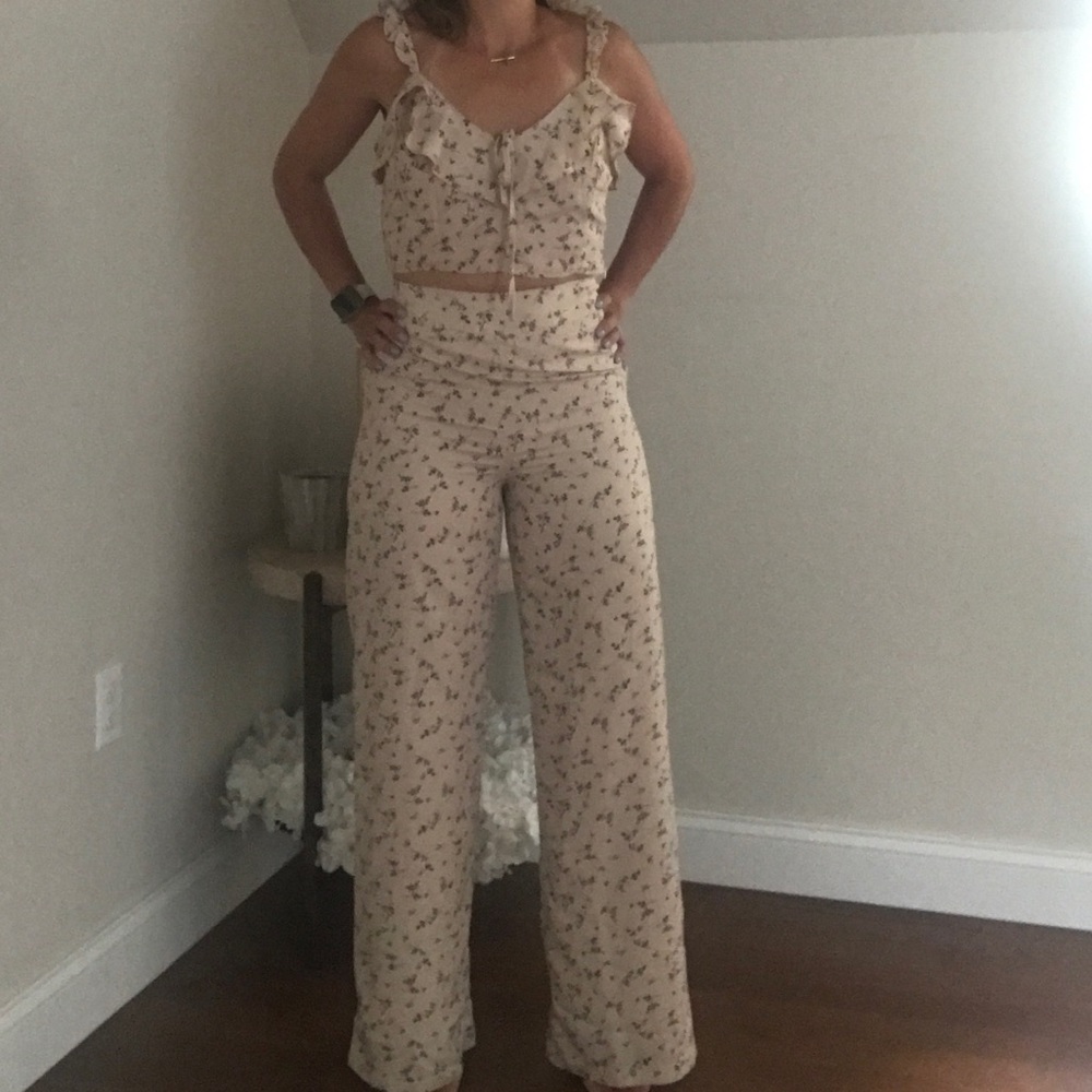 SALE!!! Lucca 2 piece set